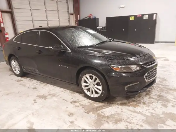 1G1ZD5ST8JF114013 2018 CHEVROLET MALIBU - Image 1