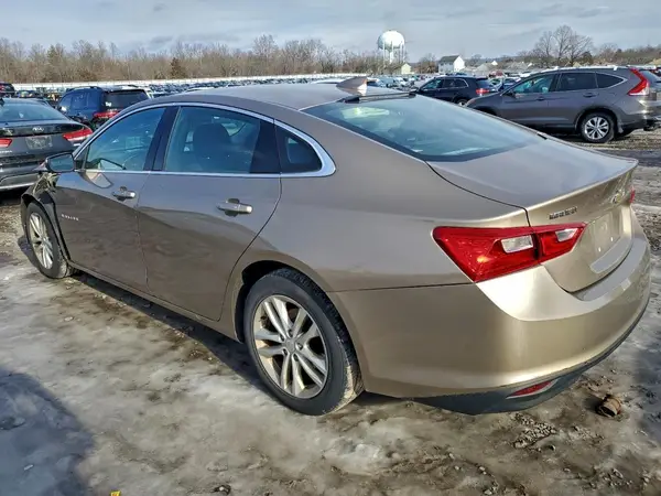 1G1ZD5ST8JF118952 2018 CHEVROLET MALIBU - Image 2