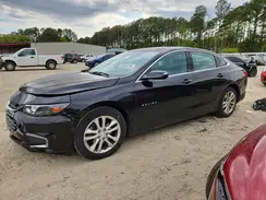 1G1ZD5ST8JF121611 2018 CHEVROLET MALIBU