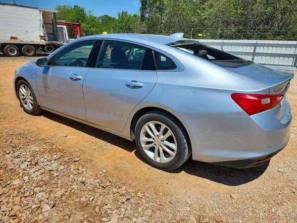 1G1ZD5ST8JF122628 2018 CHEVROLET MALIBU - Image 2