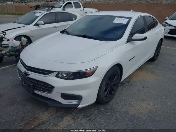 1G1ZD5ST8JF124833 2018 CHEVROLET MALIBU - Image 2
