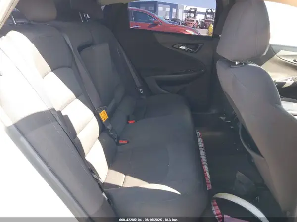 1G1ZD5ST8JF125223 2018 CHEVROLET MALIBU - Image 8