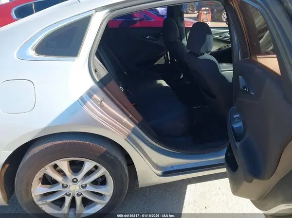 1G1ZD5ST8JF129367 2018 CHEVROLET MALIBU - Image 8