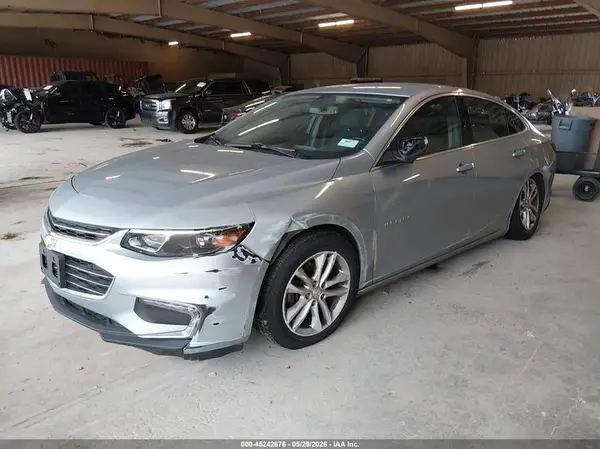 1G1ZD5ST8JF135251 2018 CHEVROLET MALIBU - Image 2