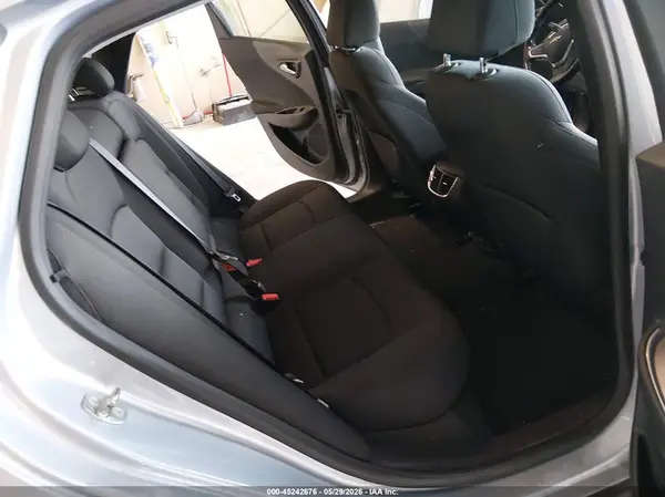 1G1ZD5ST8JF135251 2018 CHEVROLET MALIBU - Image 8