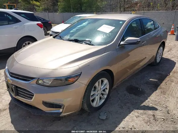 1G1ZD5ST8JF136044 2018 CHEVROLET MALIBU - Image 2
