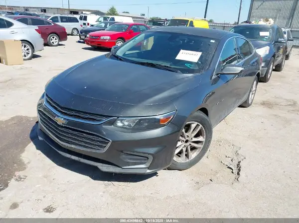 1G1ZD5ST8JF136108 2018 CHEVROLET MALIBU - Image 2