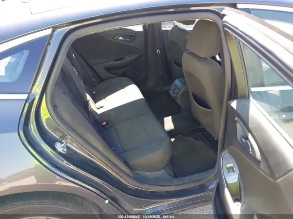 1G1ZD5ST8JF136108 2018 CHEVROLET MALIBU - Image 8