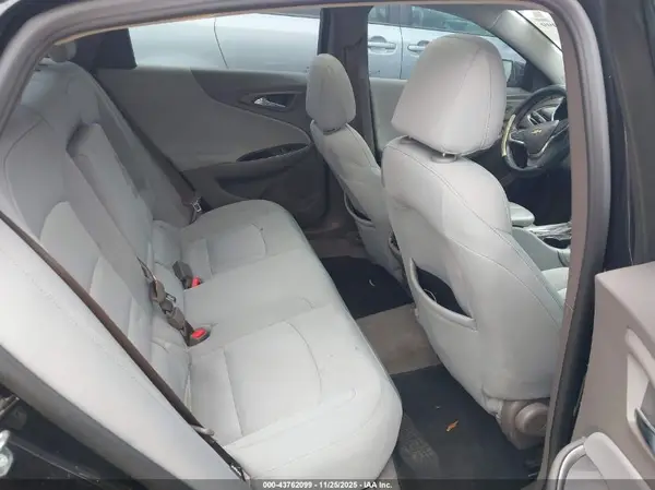 1G1ZD5ST8JF136688 2018 CHEVROLET MALIBU - Image 8