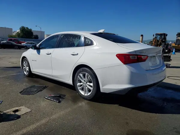 1G1ZD5ST8JF137601 2018 CHEVROLET MALIBU - Image 2