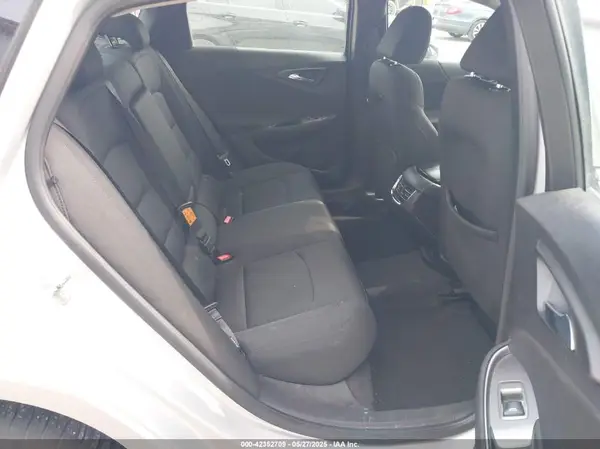 1G1ZD5ST8JF138117 2018 CHEVROLET MALIBU - Image 8
