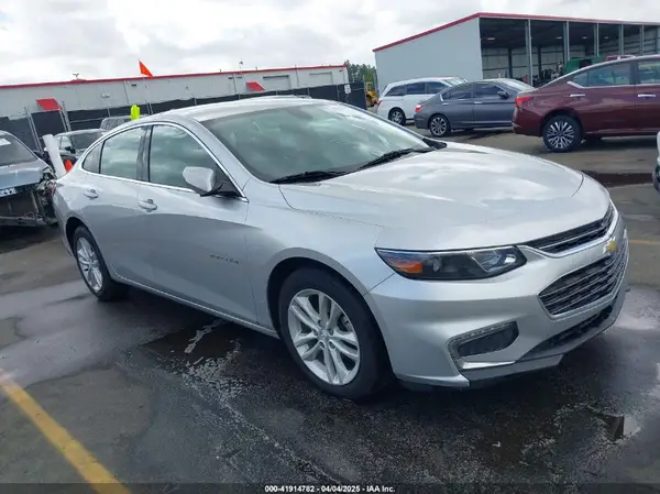 1G1ZD5ST8JF139395 2018 CHEVROLET MALIBU - Image 1