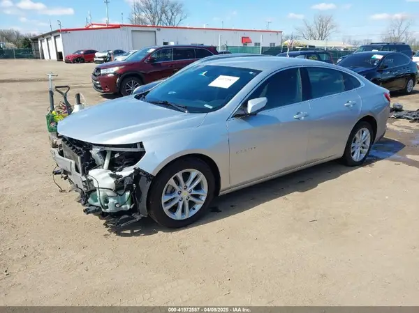 1G1ZD5ST8JF140336 2018 CHEVROLET MALIBU - Image 2