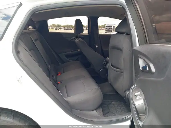 1G1ZD5ST8JF143611 2018 CHEVROLET MALIBU - Image 8