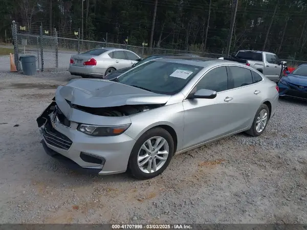 1G1ZD5ST8JF143933 2018 CHEVROLET MALIBU - Image 2