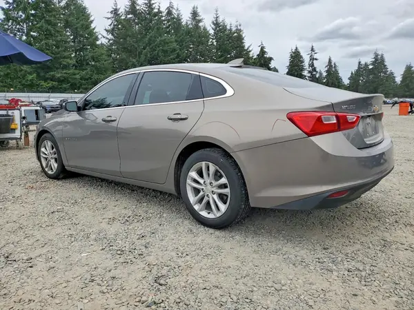 1G1ZD5ST8JF145486 2018 CHEVROLET MALIBU - Image 2