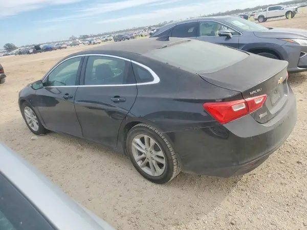 1G1ZD5ST8JF145648 2018 CHEVROLET MALIBU - Image 2