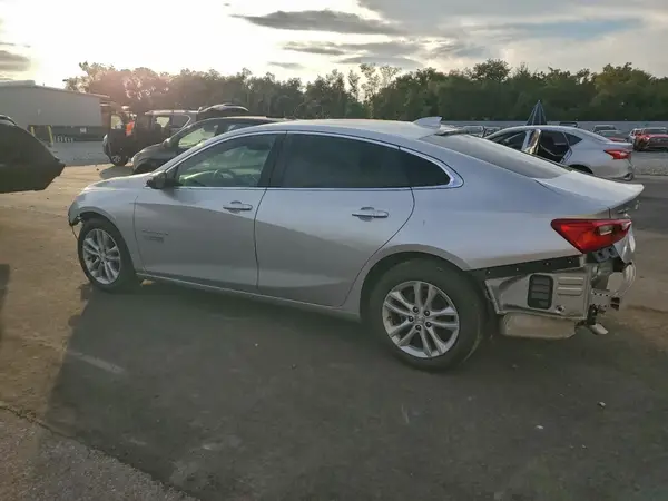 1G1ZD5ST8JF149666 2018 CHEVROLET MALIBU - Image 2