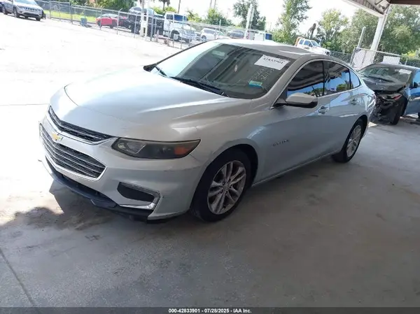 1G1ZD5ST8JF150445 2018 CHEVROLET MALIBU - Image 2