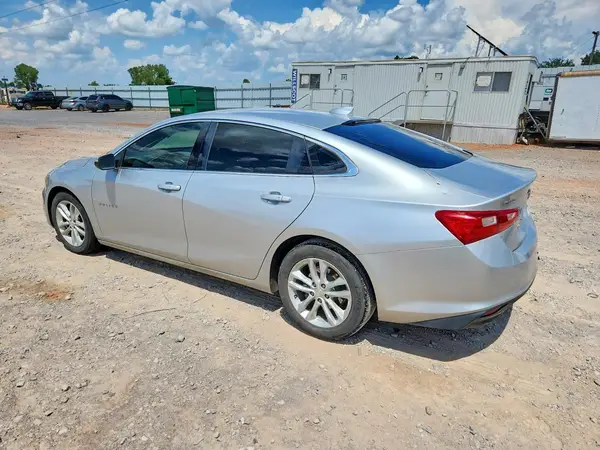 1G1ZD5ST8JF156049 2018 CHEVROLET MALIBU - Image 2