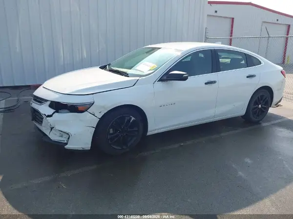 1G1ZD5ST8JF159212 2018 CHEVROLET MALIBU - Image 2