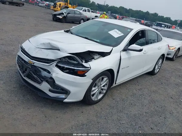1G1ZD5ST8JF164961 2018 CHEVROLET MALIBU - Image 2