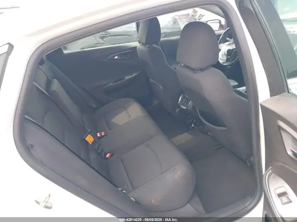1G1ZD5ST8JF164961 2018 CHEVROLET MALIBU - Image 8