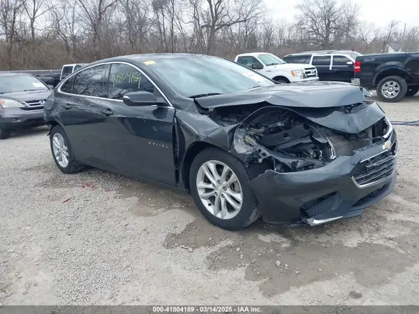 1G1ZD5ST8JF166984 2018 CHEVROLET MALIBU - Image 1