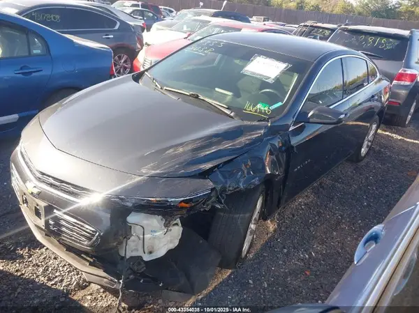 1G1ZD5ST8JF166998 2018 CHEVROLET MALIBU - Image 2