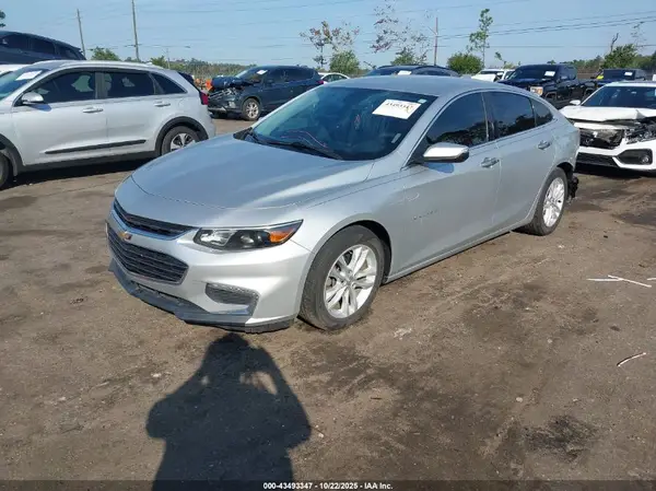 1G1ZD5ST8JF170193 2018 CHEVROLET MALIBU - Image 2