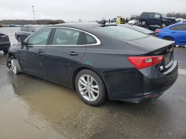 1G1ZD5ST8JF171361 2018 CHEVROLET MALIBU - Image 2