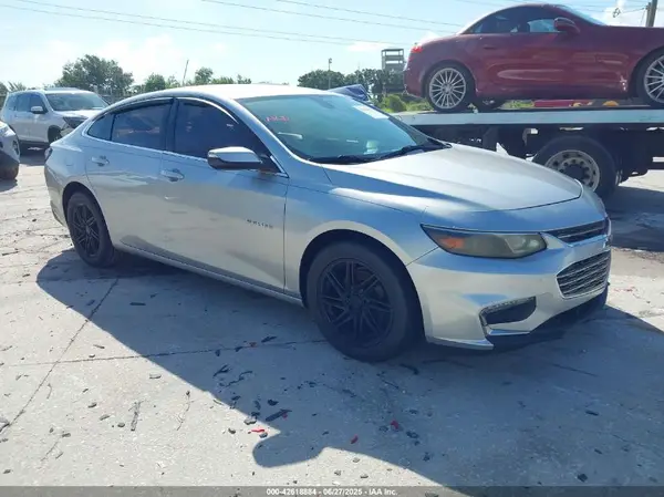1G1ZD5ST8JF173823 2018 CHEVROLET MALIBU - Image 1