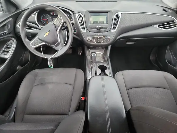 1G1ZD5ST8JF180075 2018 CHEVROLET MALIBU - Image 8