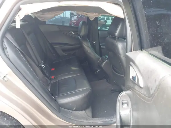 1G1ZD5ST8JF180657 2018 CHEVROLET MALIBU - Image 8