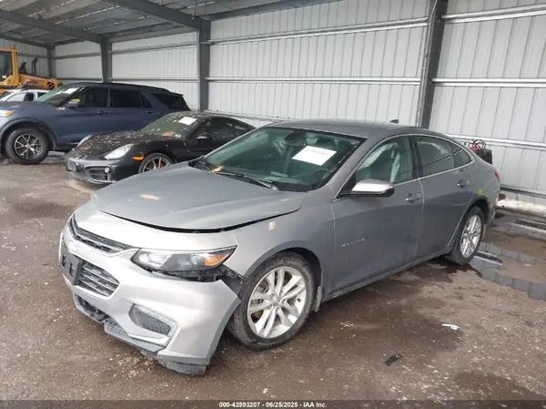 1G1ZD5ST8JF184692 2018 CHEVROLET MALIBU - Image 2