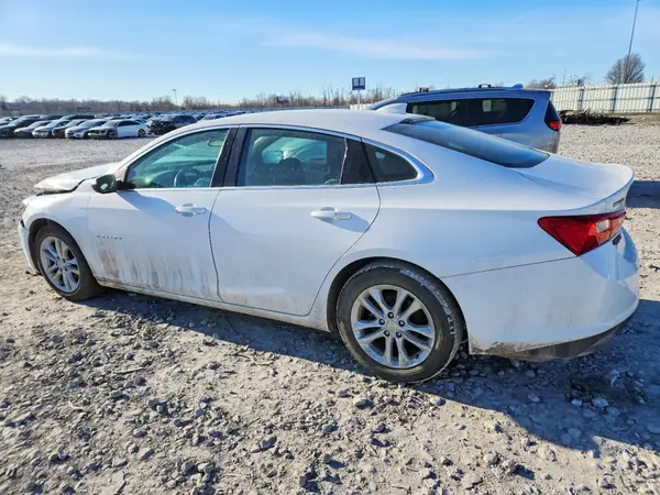 1G1ZD5ST8JF184725 2018 CHEVROLET MALIBU - Image 2