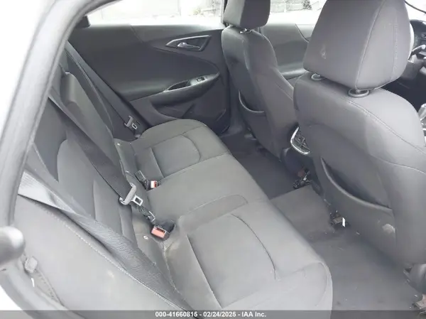 1G1ZD5ST8JF189388 2018 CHEVROLET MALIBU - Image 8