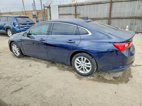 1G1ZD5ST8JF193523 2018 CHEVROLET MALIBU - Image 2