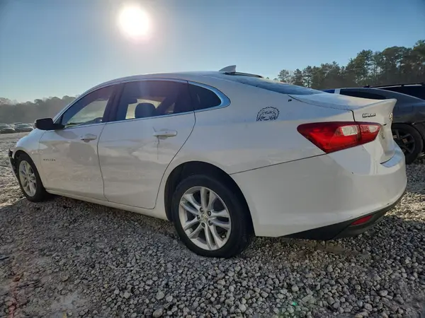 1G1ZD5ST8JF194185 2018 CHEVROLET MALIBU - Image 2