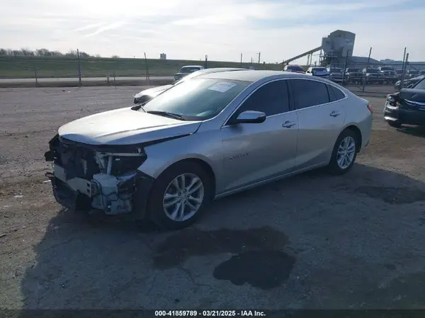 1G1ZD5ST8JF200017 2018 CHEVROLET MALIBU - Image 2