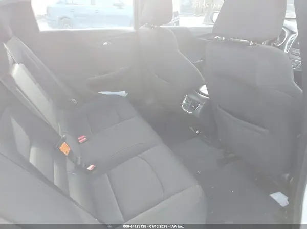 1G1ZD5ST8JF201779 2018 CHEVROLET MALIBU - Image 8