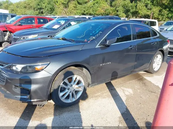 1G1ZD5ST8JF202155 2018 CHEVROLET MALIBU - Image 2