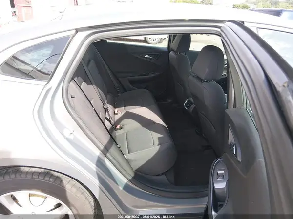 1G1ZD5ST8JF206982 2018 CHEVROLET MALIBU - Image 8