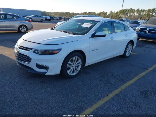1G1ZD5ST8JF210207 2018 CHEVROLET MALIBU - Image 2
