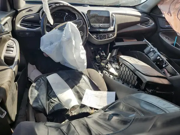 1G1ZD5ST8JF211695 2018 CHEVROLET MALIBU - Image 8