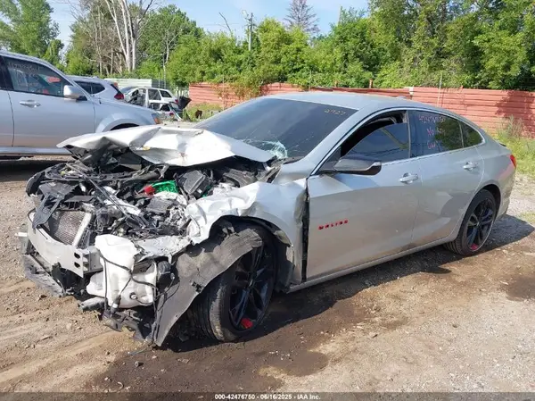 1G1ZD5ST8JF212927 2018 CHEVROLET MALIBU - Image 2
