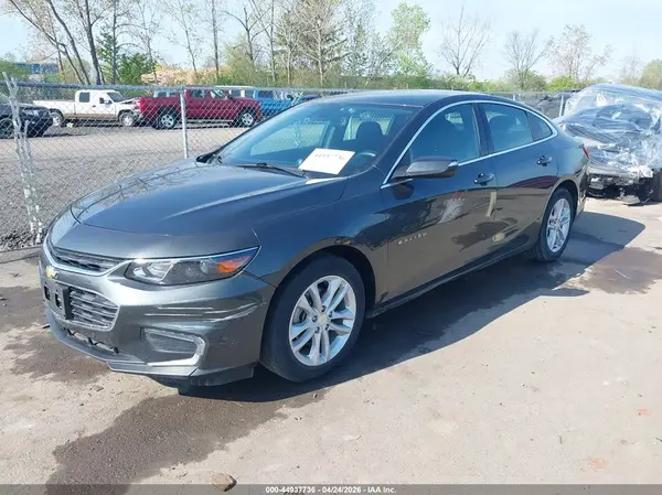 1G1ZD5ST8JF213883 2018 CHEVROLET MALIBU - Image 2