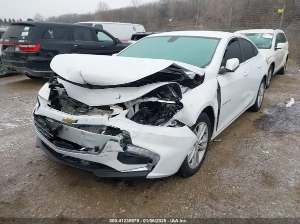 1G1ZD5ST8JF221269 2018 CHEVROLET MALIBU - Image 2