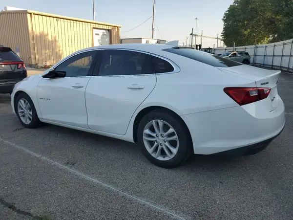 1G1ZD5ST8JF222468 2018 CHEVROLET MALIBU - Image 2