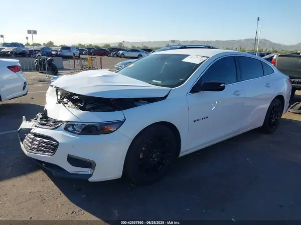 1G1ZD5ST8JF239089 2018 CHEVROLET MALIBU - Image 2